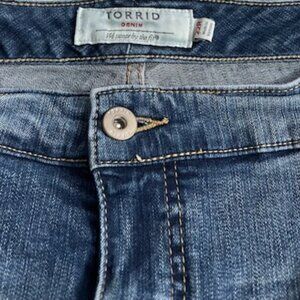 torrid size 22 tall bootcut distressed jeans